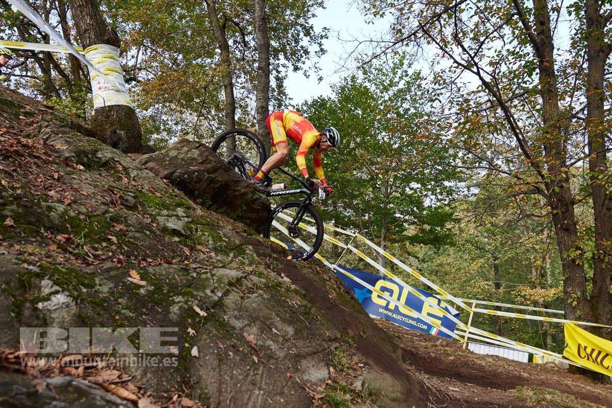 Campeonato de Europa Monte tamaro 2020. Entrenamientos y XC Eliminator. Fotos @frabanvisuals (29)