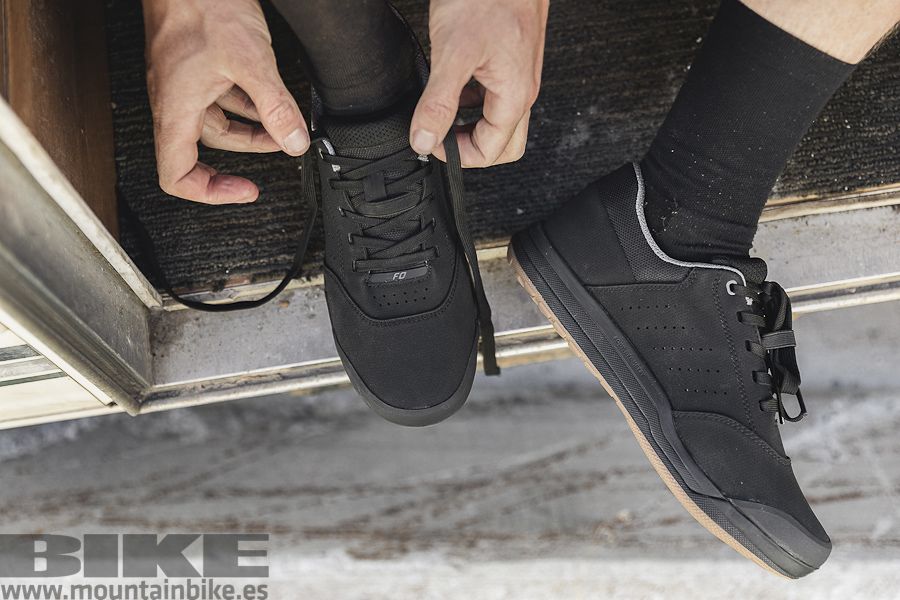 Zapatillas Specialized 2FO Roost (16)