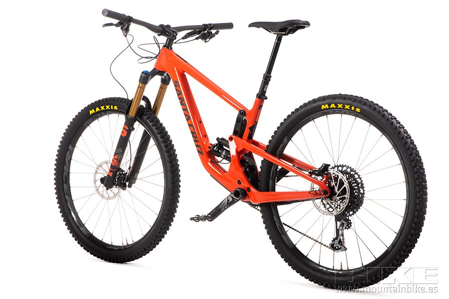 Estudio Santa Cruz Hightower (4)