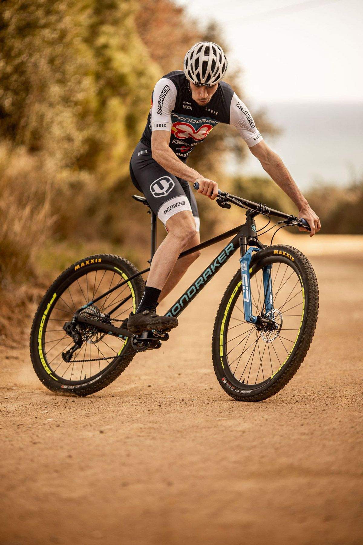 Jofre Cullell ficha por Primaflor Mondraker XSauce detalle 3