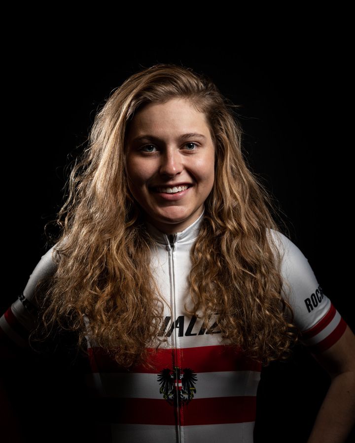 S Racing Laura Stigger 03 S Racing Laura Stigger 03