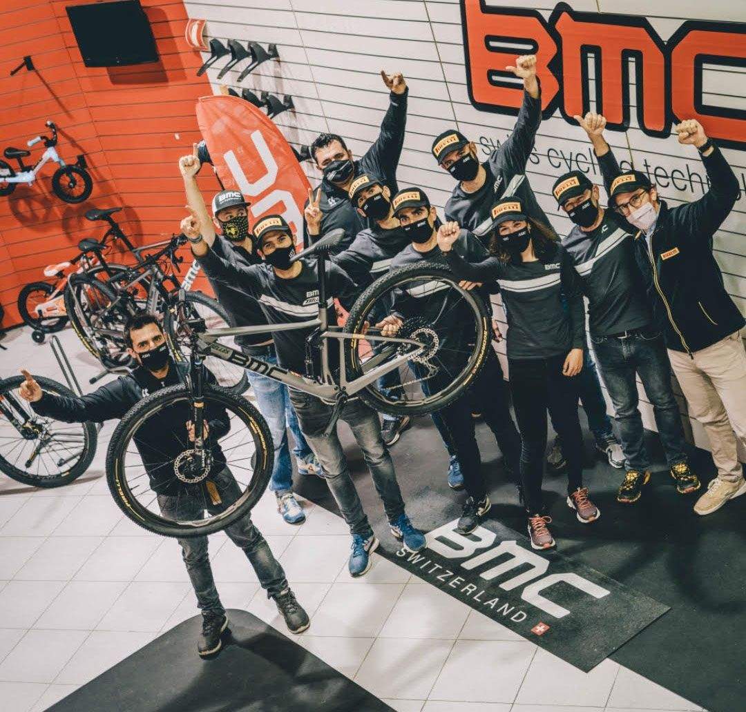 El BMC TBelles by Kalas estrena ropa