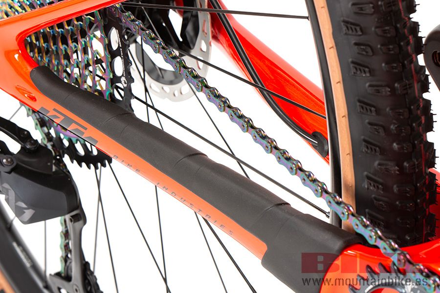 Estudio KTM Scarp (19)