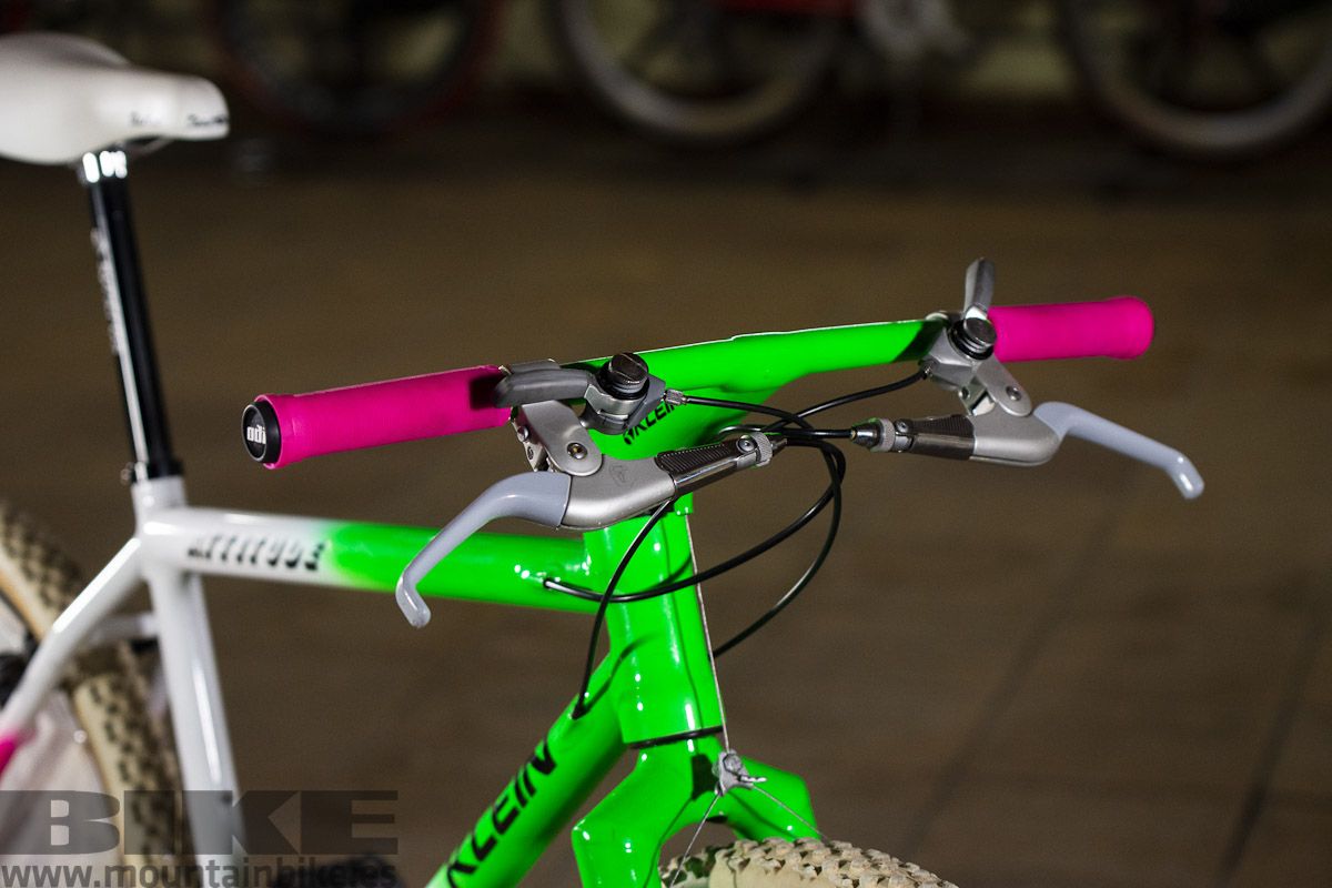 Esta Klein Attitude de 1992 está montada con un grupo Campagnolo Euclid.