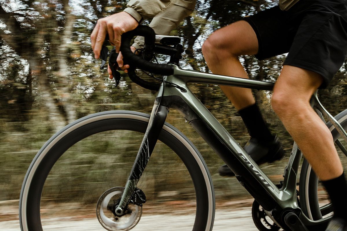 Pivot E Vault, entre el mundo gravel y el urbano (3)