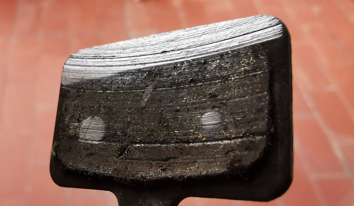 5 cosas que tal vez deberías hacer ahora mismo en tu bici. Pastillas 5 cosas que tal vez deberías hacer ahora mismo en tu bici. Pastillas