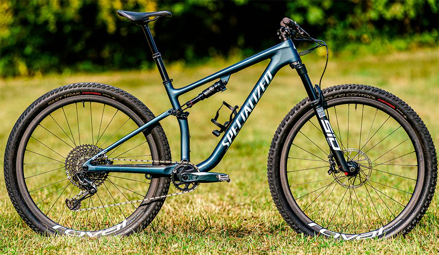 COMPARATIVA Down-Country: Specialized Epic Evo Expert (2021)