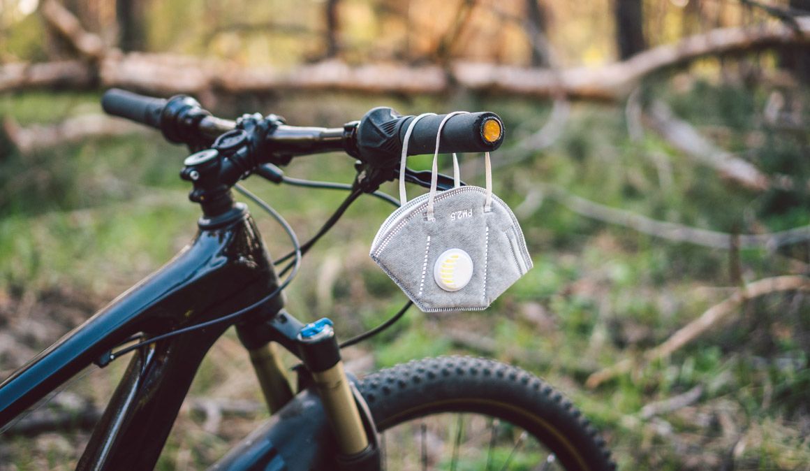 España endurece el uso de la mascarilla ¿Qué pasa con el ciclismo?