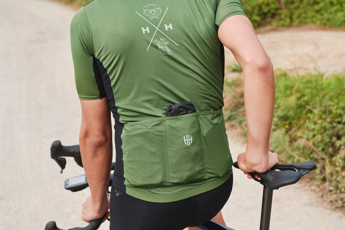Nueva ropa Orbea by Hiru detalle advanced