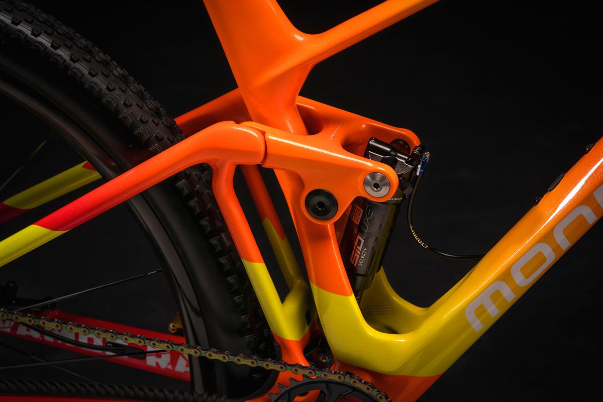Así es la Mondraker F Podium personalizada de Rafa Nadal (19)