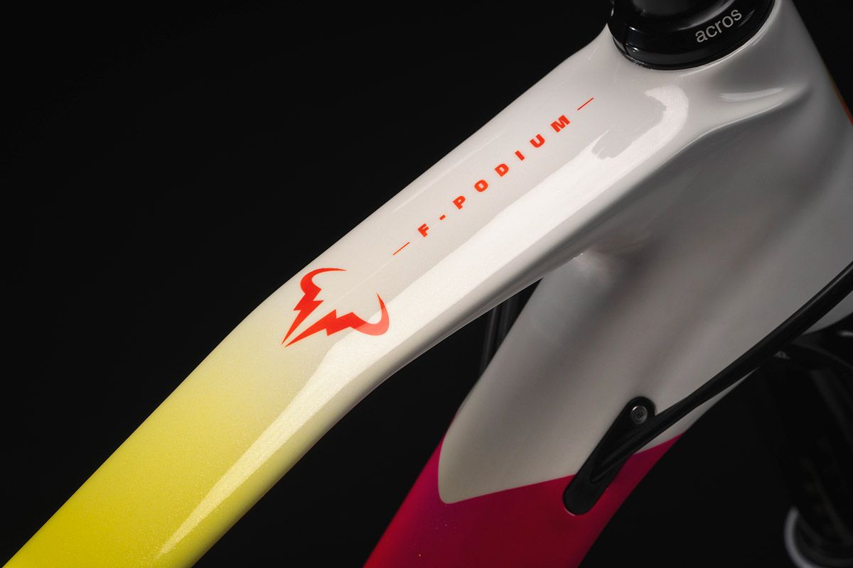 Así es la Mondraker F Podium personalizada de Rafa Nadal (26)