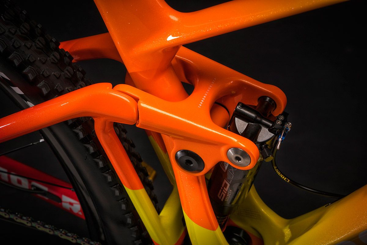 Así es la Mondraker F Podium personalizada de Rafa Nadal (27)