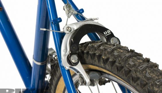 El freno u-Brake trasero es una de las curiosidades de esta Marin Pine Mountain. 