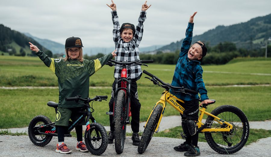 Gama infantil de Mondraker. Así son las réplicas de los adultos