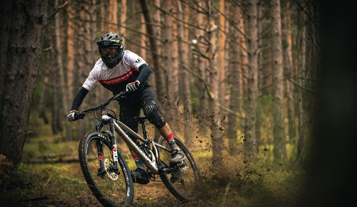 Mondraker, nuevo patrocinador principal de La Pinilla