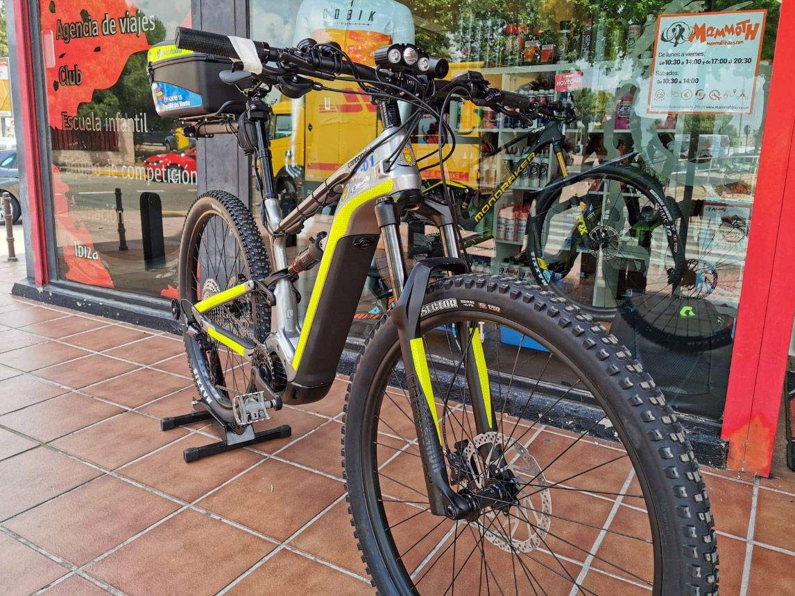 Las nuevas bicis de la Policía de Boadilla del Monte 3