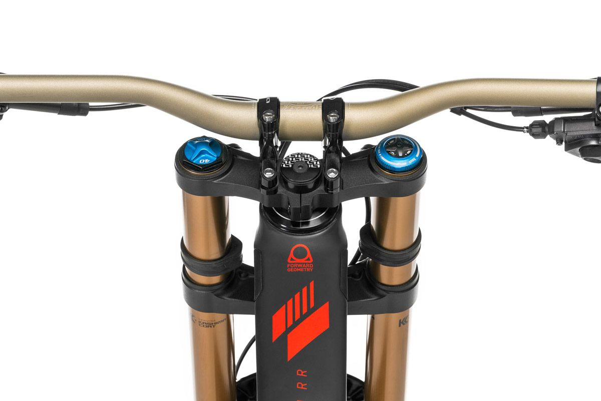Mondraker Summum Carbon 2022 (5)
