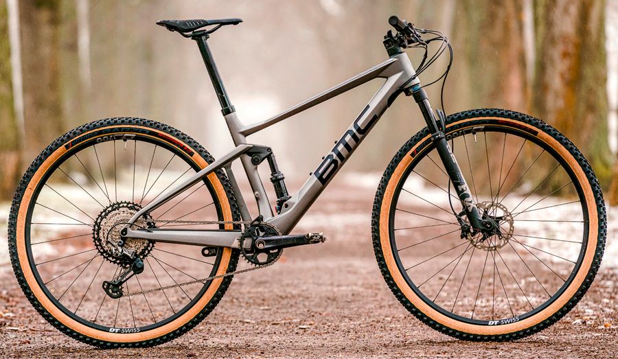 COMPARATIVA XC: BMC Fourstroke 01 Two