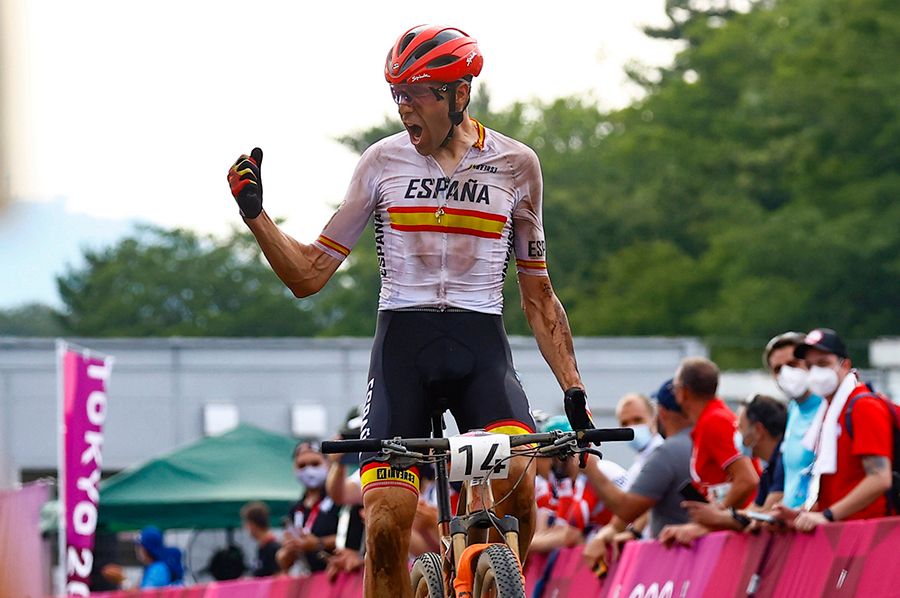 David Valero a su paso por línea de meta en los JJOO de Tokio 2020. / Foto: Bettini