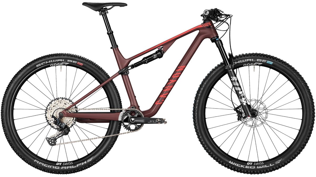 Nueva Canyon Lux Trail, downcountry con 120 y 110 mm cf6