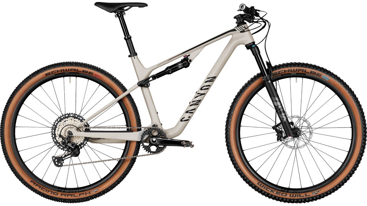 Nueva Canyon Lux Trail, downcountry con 120 y 110 mm cf7