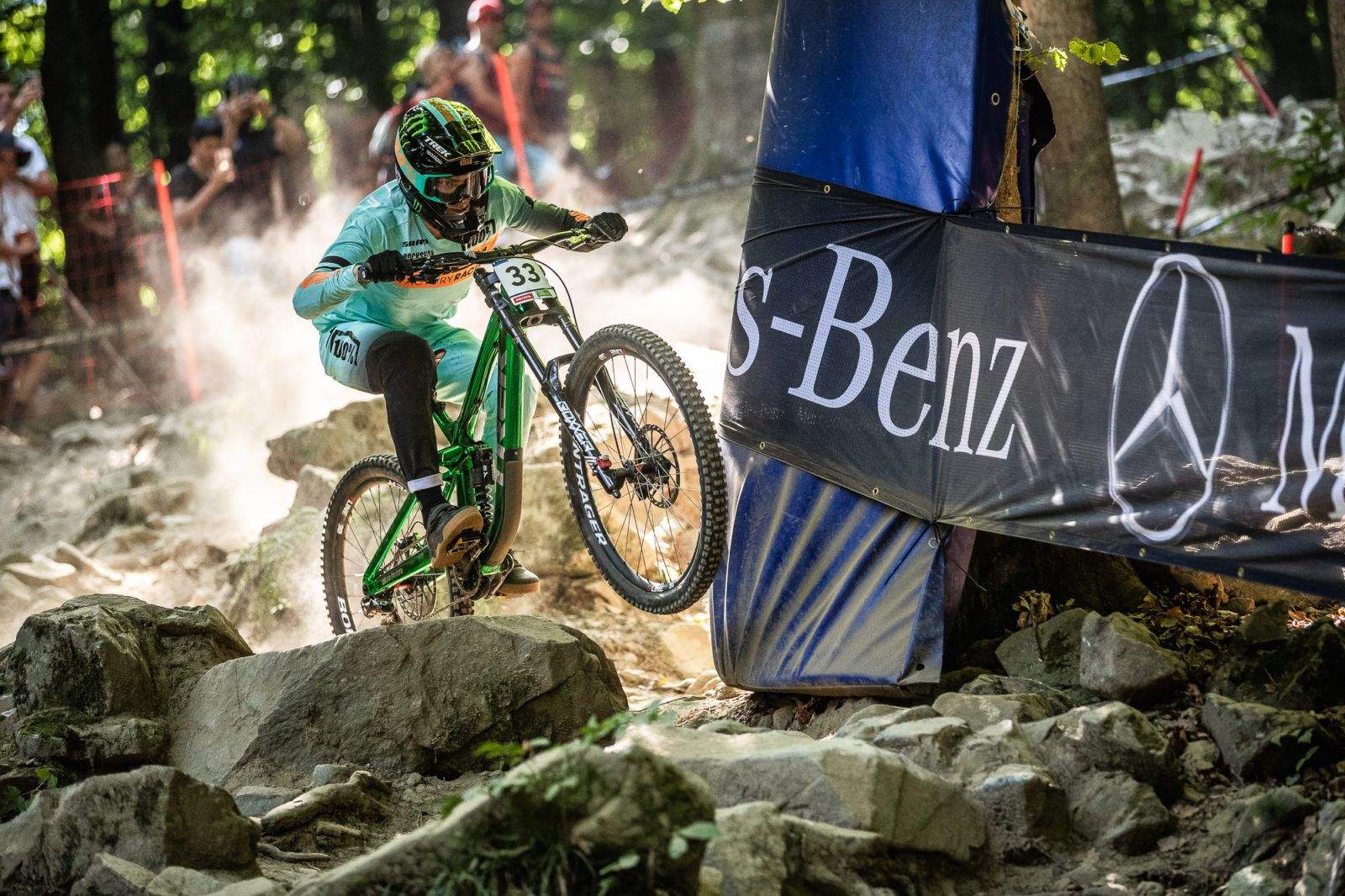 Loris Vergier, ganando en Maribor. Ya montaba los discos HS2 de SRAM