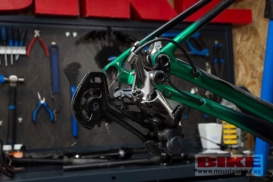Cambio XTR: ningún problema en los 7.000 km, muy protegido de los golpes y funcionamiento perfecto.