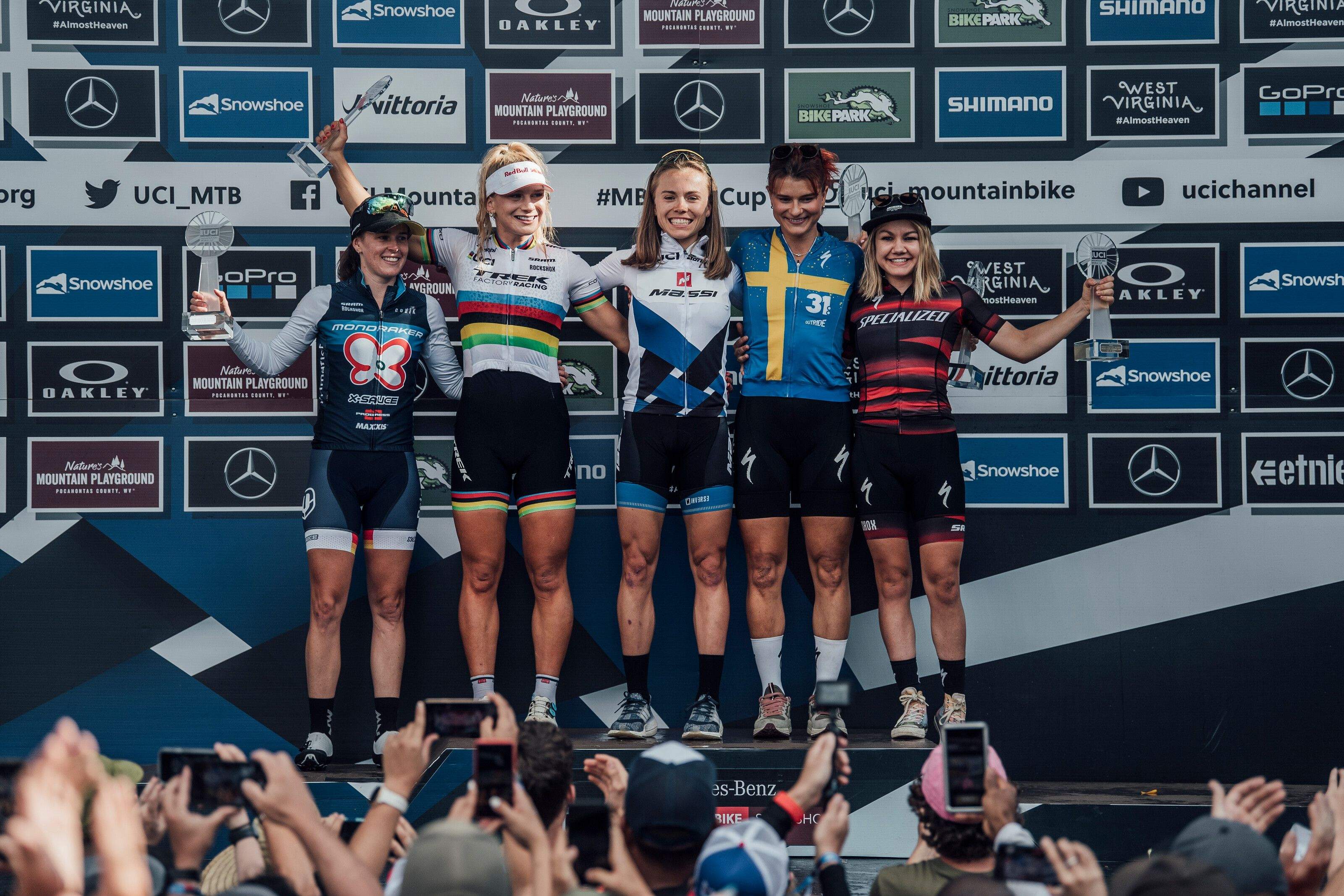 Podium de la general femenina