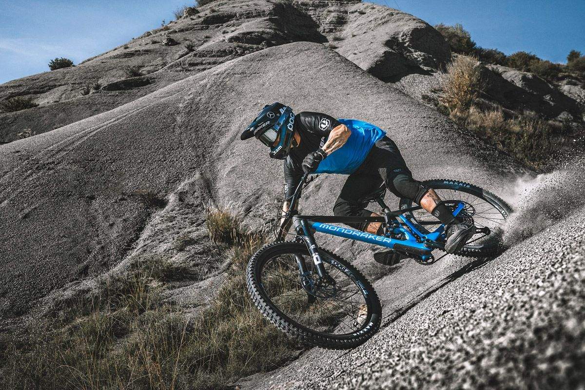Mondraker renueva al completo la Foxy Carbon (6)