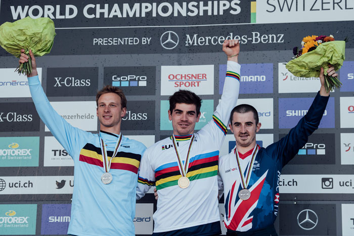Álex Marín logra el puesto 20 en el mundial de Descenso