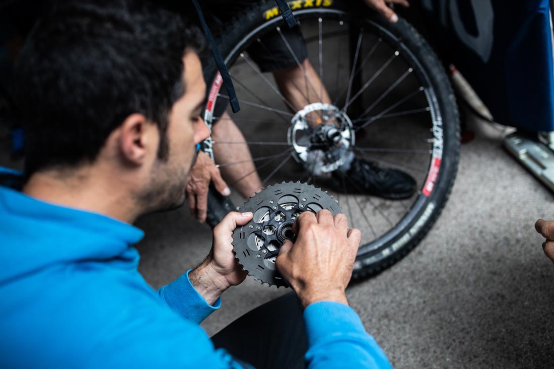 Entrevista: Los coches azules de Shimano: el “equipo A