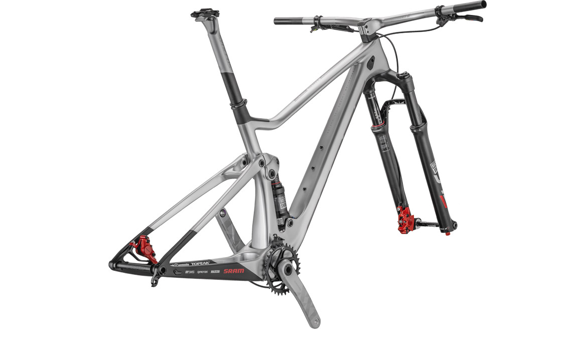 Scott Spark: así es la bici que ha devuelto la victoria a Nino Scott Spark: así es la bici que ha devuelto la victoria a Nino