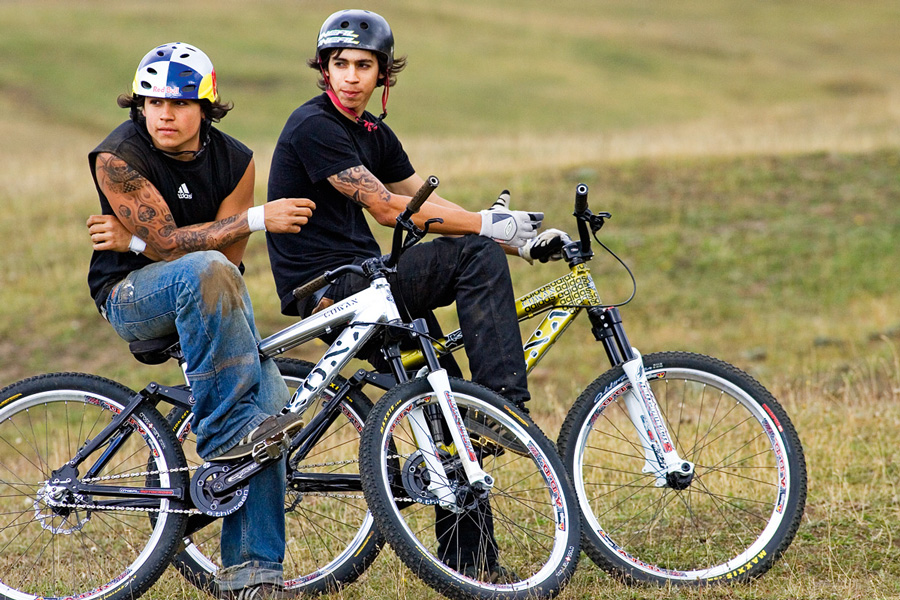 Hermanos y pros del MTB en España Hermanos y pros del MTB en España