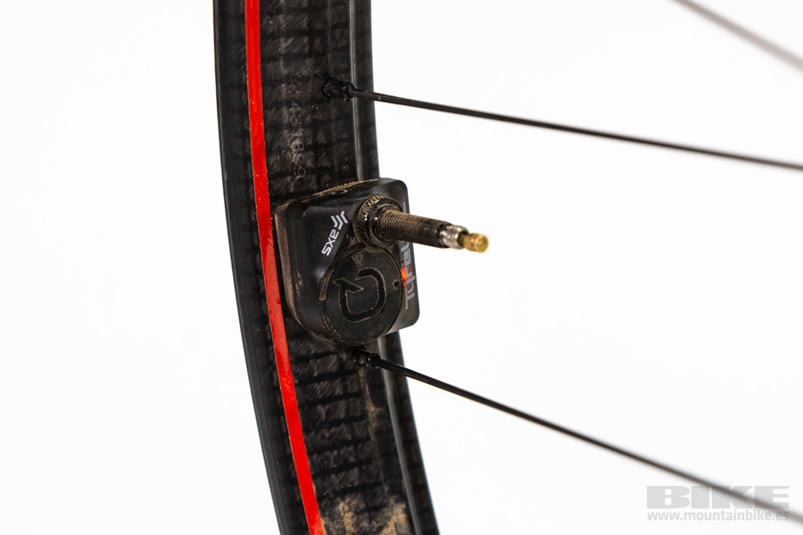 Prueba: Ruedas Zipp 3Zero Moto Prueba: Ruedas Zipp 3Zero Moto