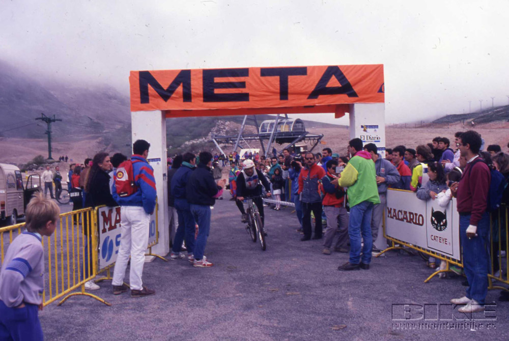 Alto Campoo 1989: aquellos locos con sus viejos cacharros Alto Campoo 1989: aquellos locos con sus viejos cacharros