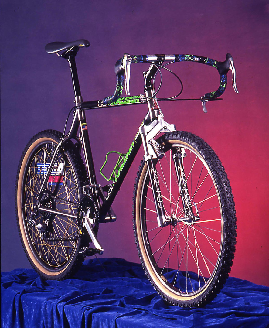 La historia de Tomac y el manillar de carretera La historia de Tomac y el manillar de carretera