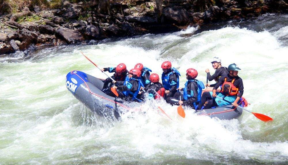 RocRoi LLAV rafting family 5