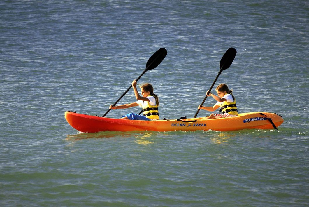 Clases de kayak en Sta Susanna (c)Joan Ribot Clases de kayak en Sta Susanna (c)Joan Ribot