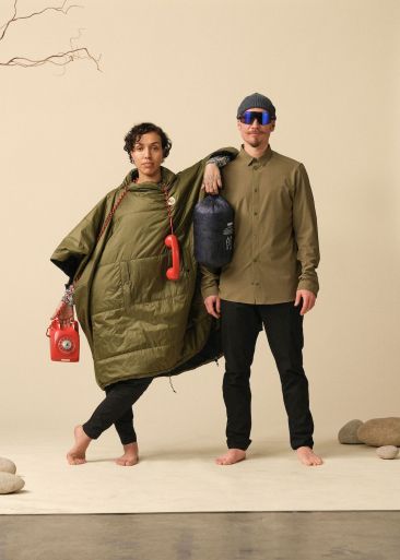 S F Sleep Poncho Reg 23249 620 E MODEL FJR