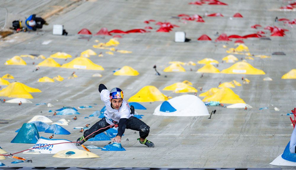 Alberto Ginéz en un nuevo Red Bull Dual Ascent