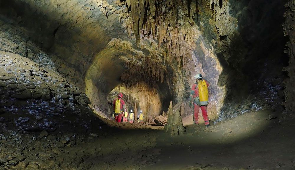 Logran conectar en Cantabria la cueva más larga de España, con 206 kilómetros
