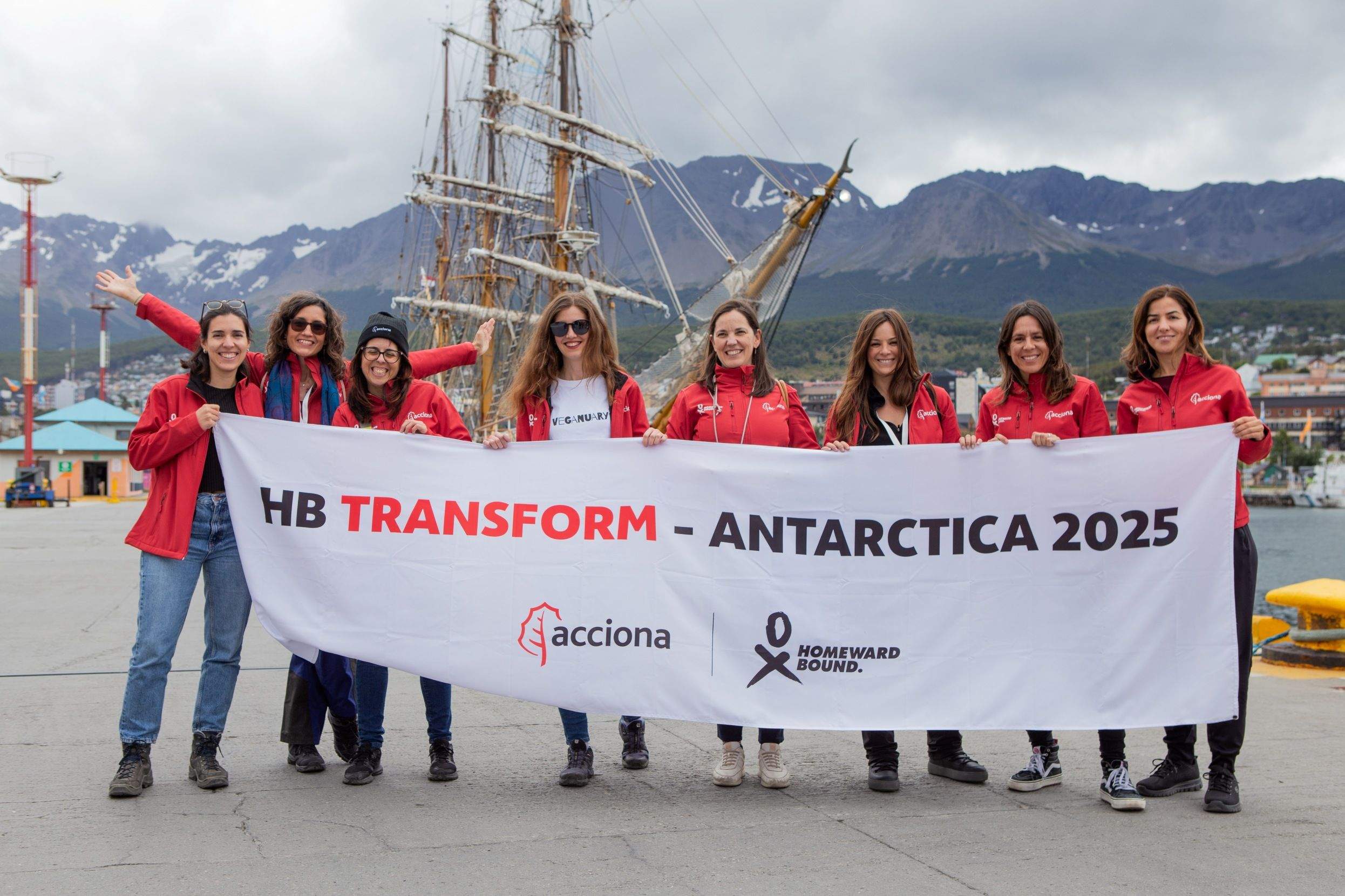 124 mujeres rumbo a la Antártida