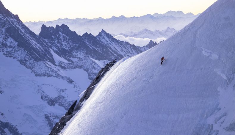 JT 250405 Eiger Moench Jungfrau 00980