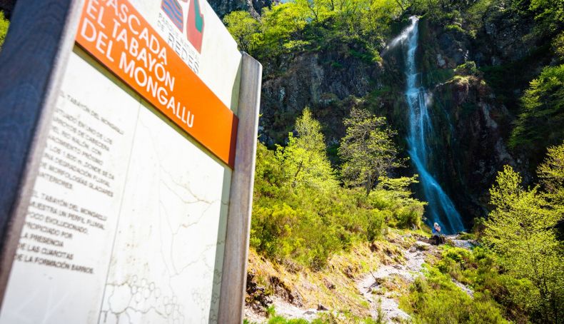 Cartel ruta y cascada Tabayón del Mongayu Original