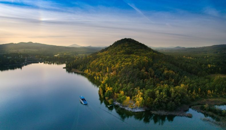 Lago bosque Liberec autor Tomas Mehes