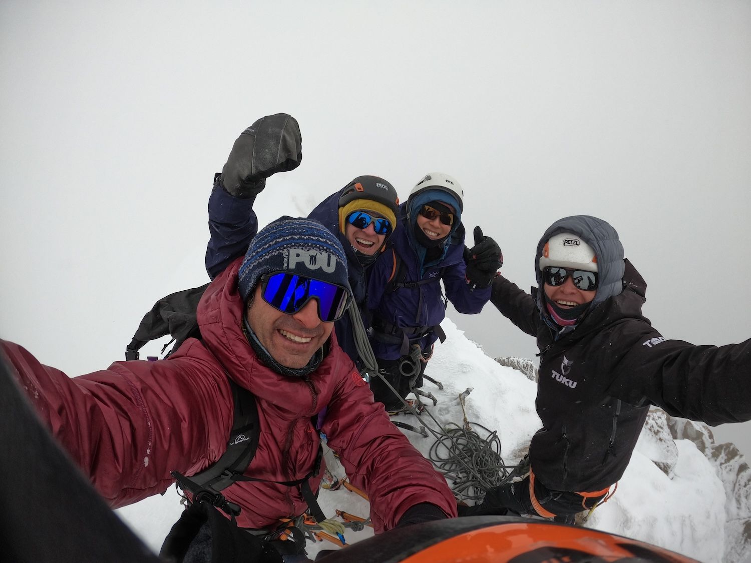 Los Pou, otra vez con las manos en la masa en las montañas de Perú Los Pou, otra vez con las manos en la masa en las montañas de Perú