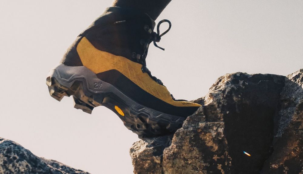 DURABILITY MOUNTAINEERING 16 9 4