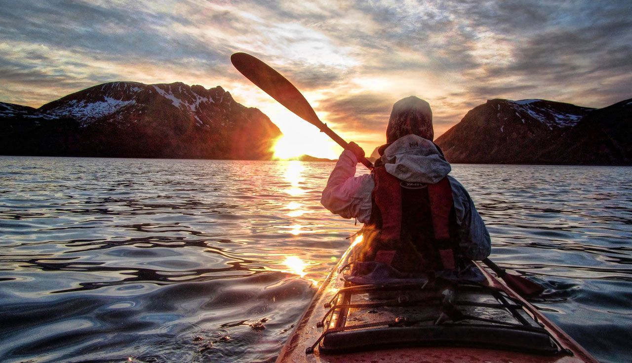 Lofoten bajo el sol de medianoche