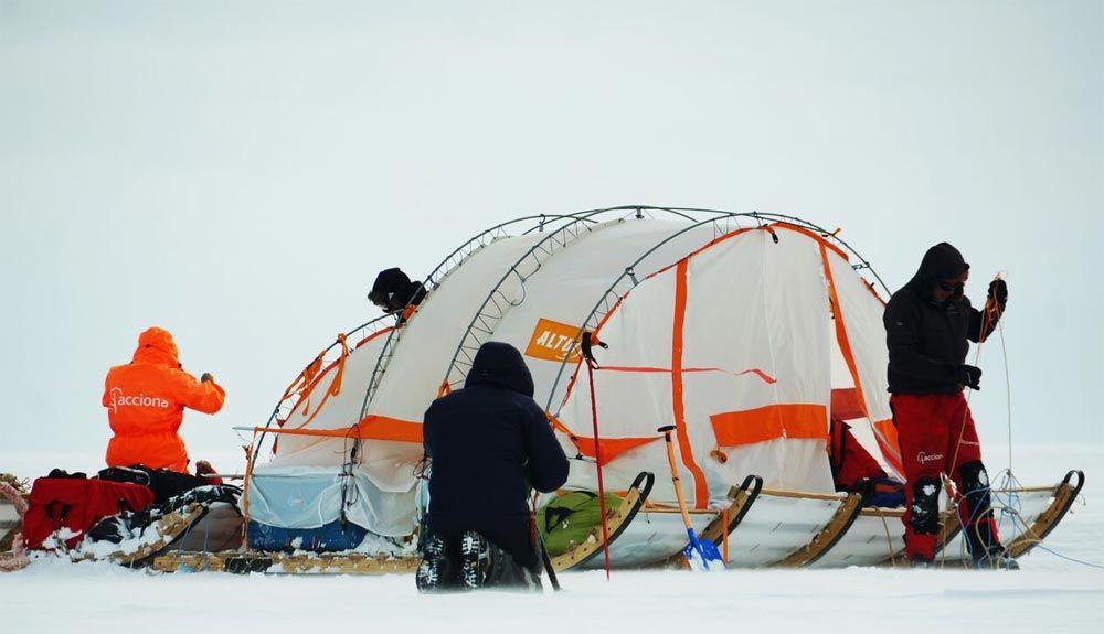 El Trineo de Viento llega al hielo de la Antártida El Trineo de Viento llega al hielo de la Antártida