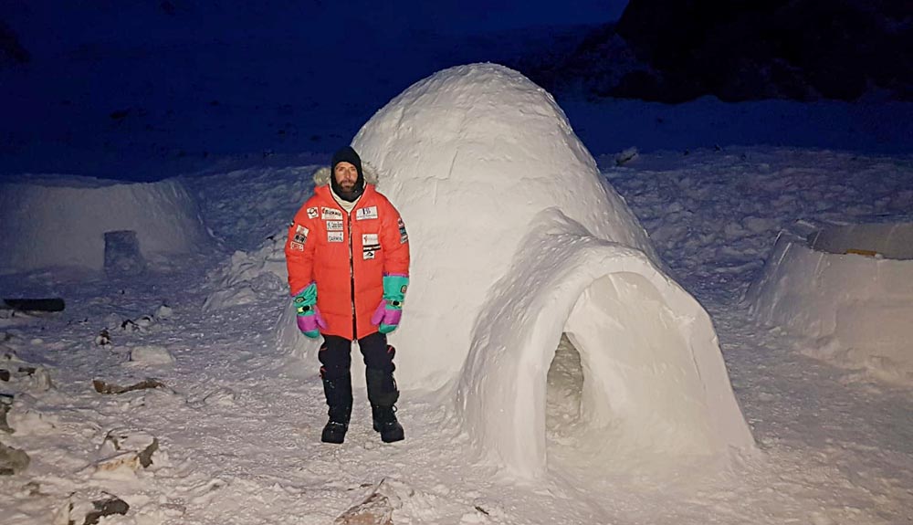 Alex Txikon: ‘Dormir en un iglú me ha regalado la mejor noche de mi vida en un campo base invernal’